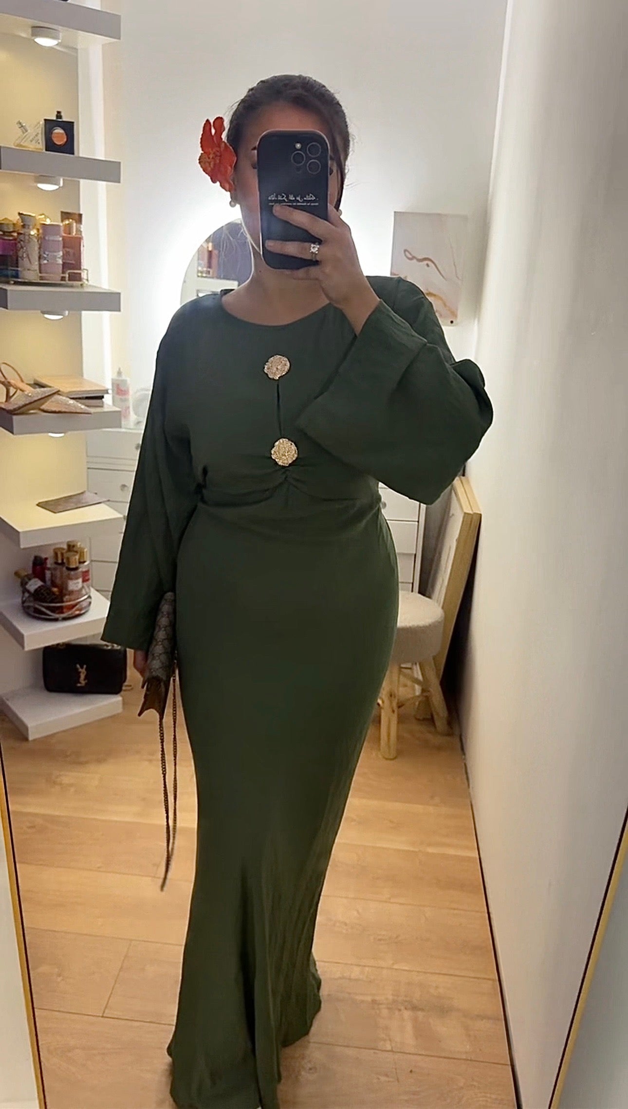 Robe Longue à Bouton dorée