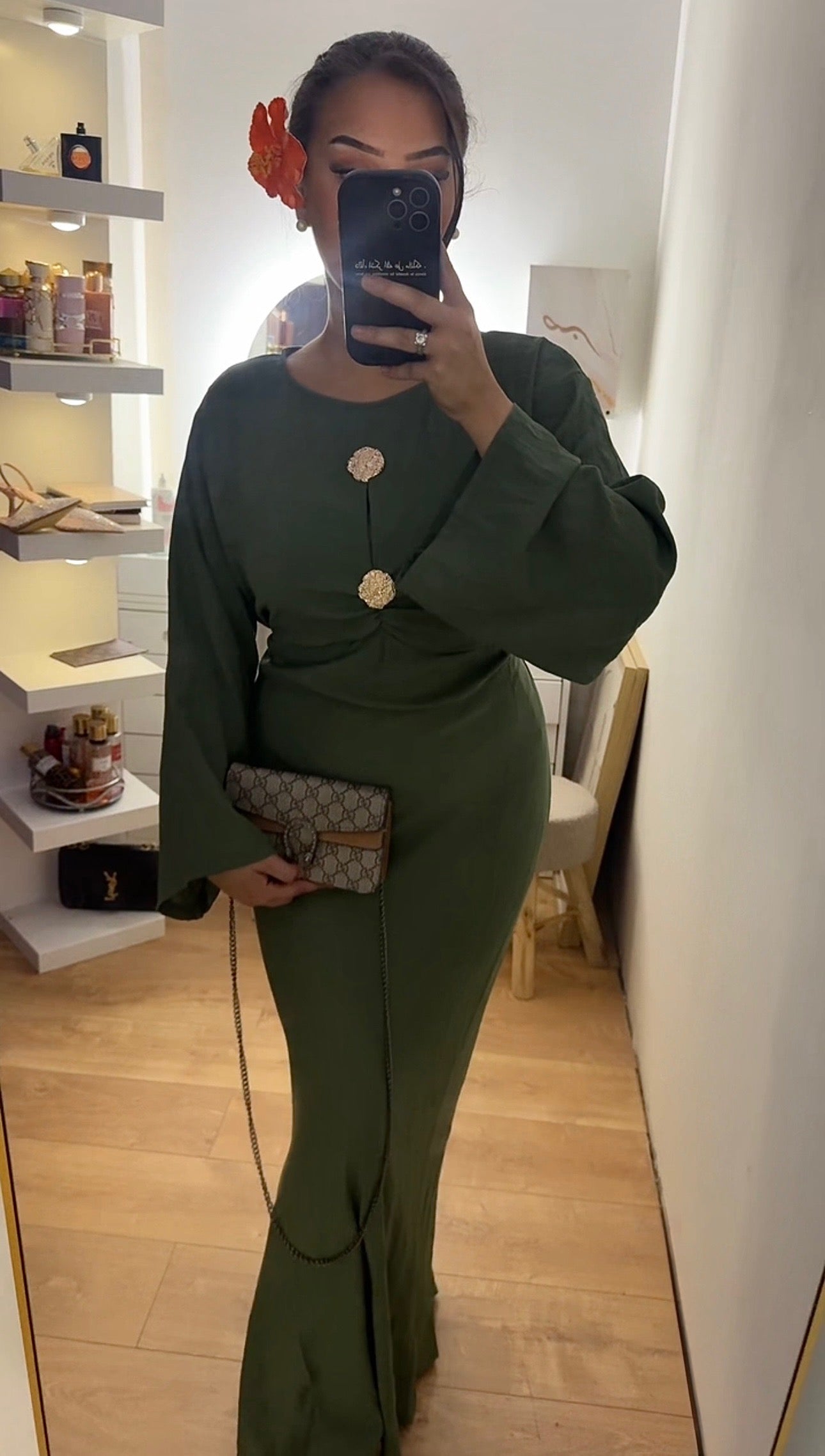 Robe Longue à Bouton dorée